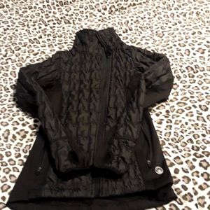 Light weight modetta jacket with thumb holes